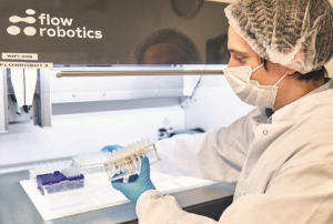 How robots facilitate daily work in medical labs