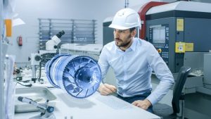 Digital twin: Manufacturing case studies, smart factories and predictive maintenance